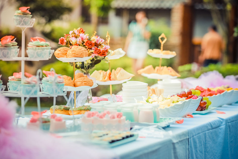 Wedding Caterers and Party Food Suppliers in the Pays de la loire